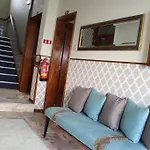 Отель Esteves