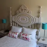 Отель Esteves